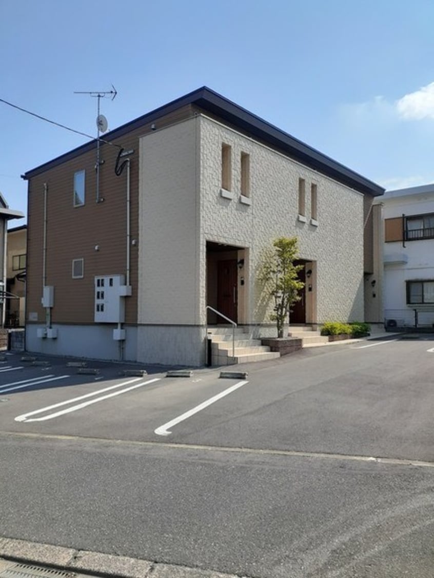  指宿枕崎線/郡元駅 徒歩29分 2階 築9年