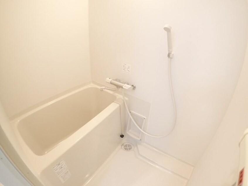  鹿児島市電１系統/荒田八幡駅 徒歩3分 1階 築8年