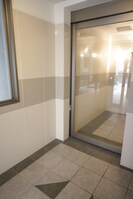 鹿児島市電１系統/新屋敷駅 徒歩5分 9階 築16年の外観