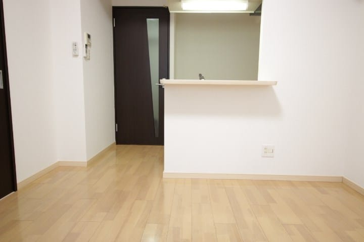  鹿児島市電１系統/新屋敷駅 徒歩5分 4階 築17年
