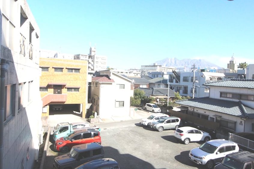  鹿児島市電１系統/騎射場駅 徒歩6分 3階 築35年
