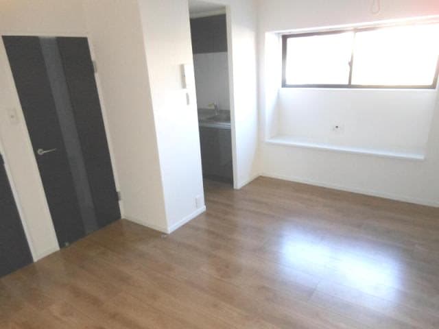  鹿児島市電１系統/荒田八幡駅 徒歩4分 3階 築7年