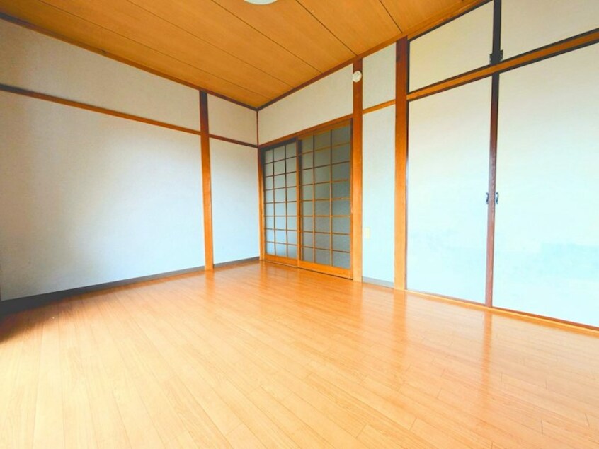  光コーポ