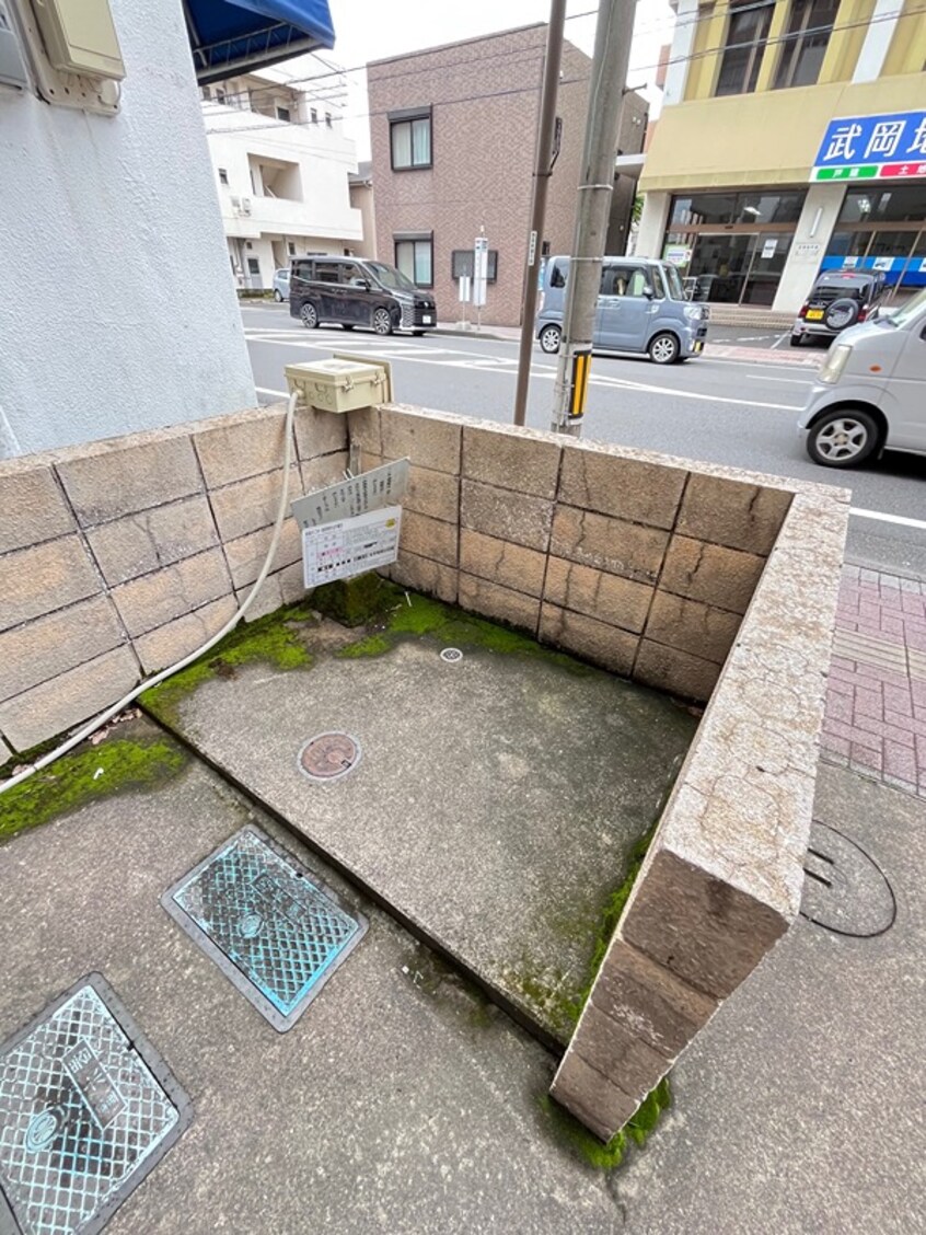  ゆのし館