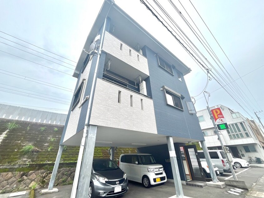  鹿児島市電２系統/高見橋駅 徒歩7分 2階 築12年
