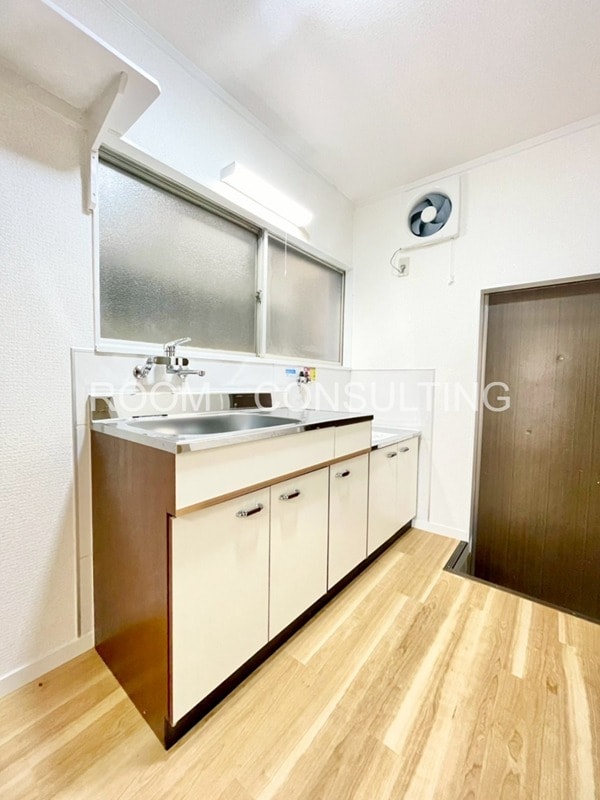  鹿児島市電２系統/市立病院前駅 徒歩11分 1階 築48年