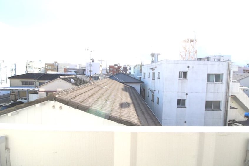  鹿児島市電１系統/荒田八幡駅 徒歩5分 2階 築7年