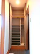  鹿児島市電１系統/谷山駅 徒歩6分 2階 築18年