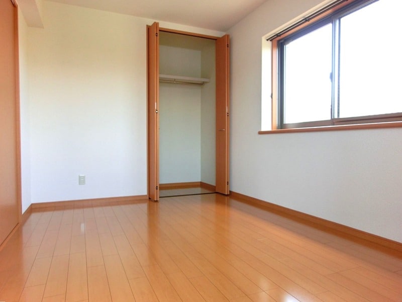  鹿児島市電１系統/谷山駅 徒歩6分 2階 築18年