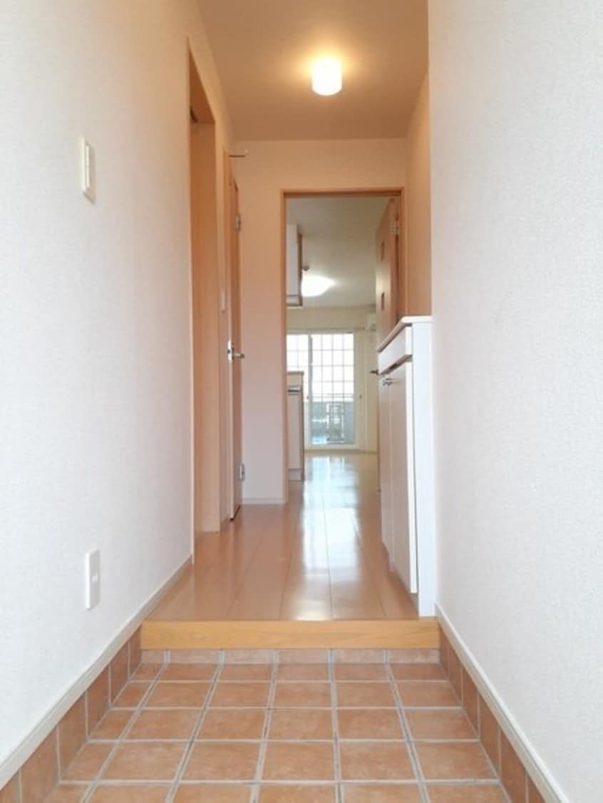  135/川畑 1階 築14年