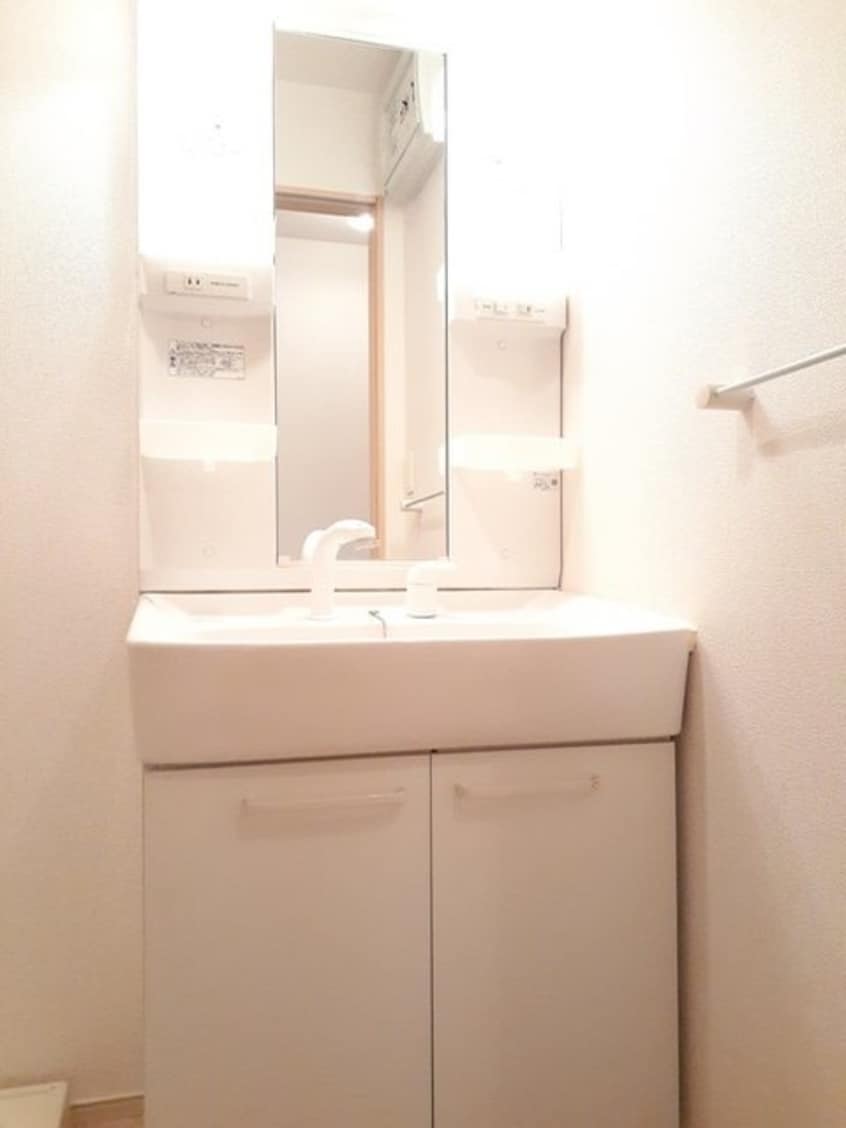  135/川畑 1階 築14年