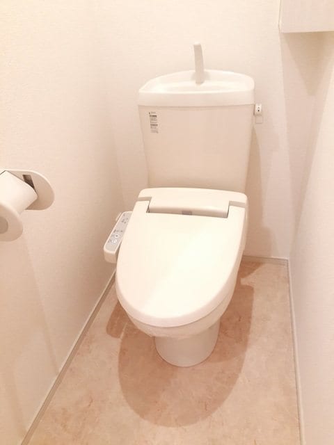  135/川畑 1階 築14年