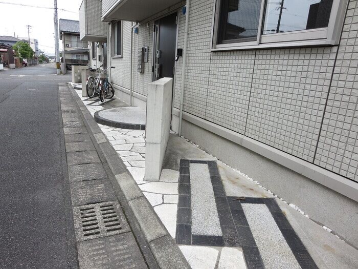  指宿枕崎線/慈眼寺駅 徒歩13分 1階 築13年