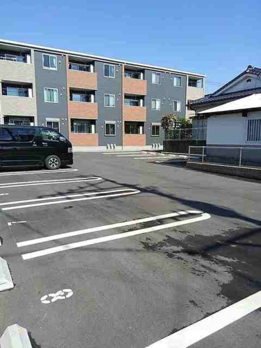  指宿枕崎線/慈眼寺駅 徒歩9分 1階 築8年