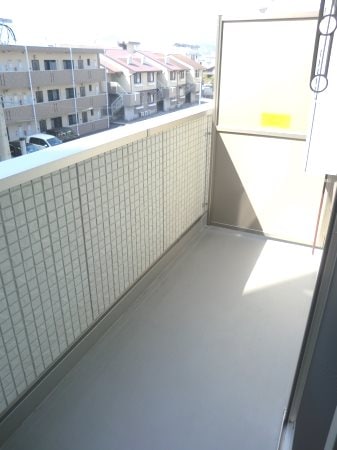  指宿枕崎線/谷山駅 徒歩17分 3階 築6年