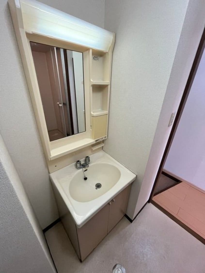  指宿枕崎線/坂之上駅 徒歩15分 3階 築27年
