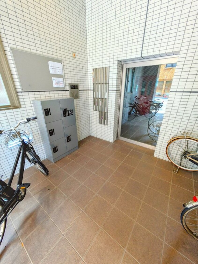  鹿児島市電１系統/脇田駅 徒歩2分 1階 築11年