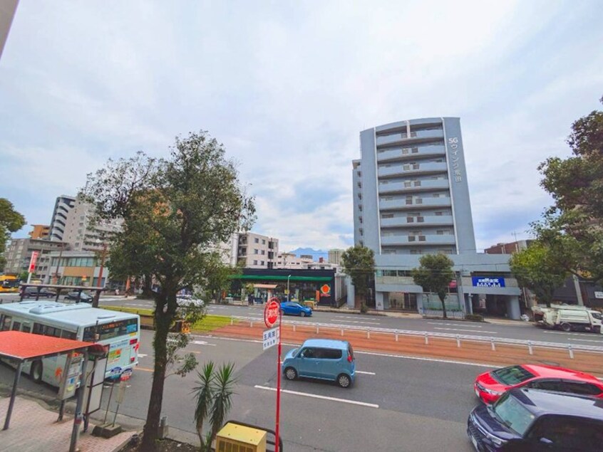  鹿児島市電１系統/二中通駅 徒歩2分 2階 築6年