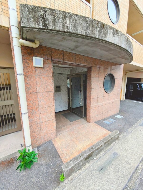  鹿児島市電１系統/涙橋駅 徒歩3分 3階 築18年
