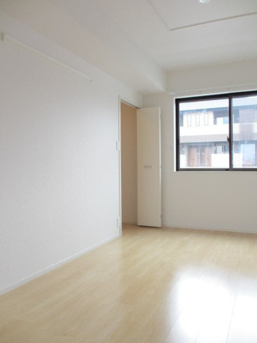  中山線/合庁前 1階 築7年