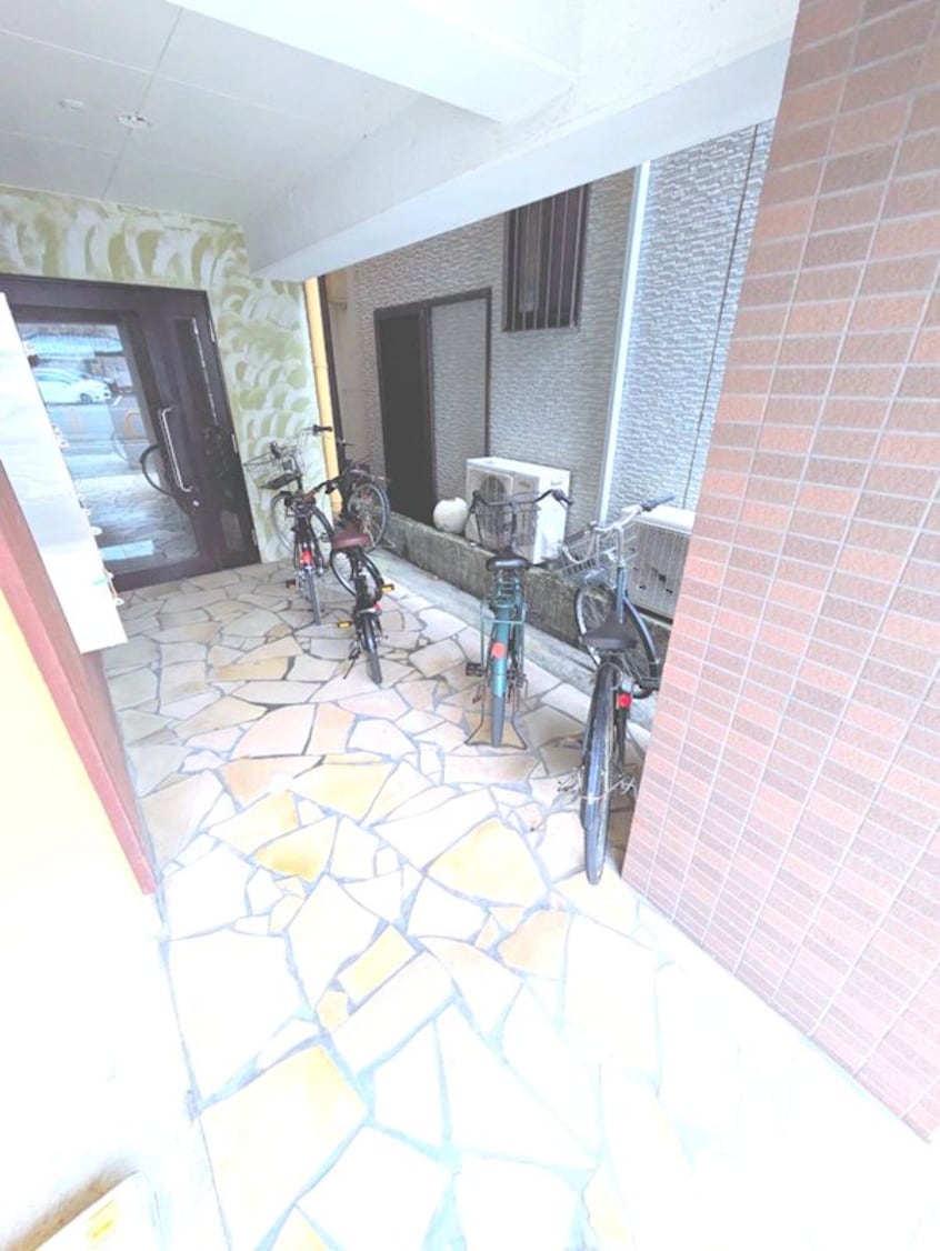  鹿児島市電１系統/天文館通駅 徒歩8分 2階 築11年