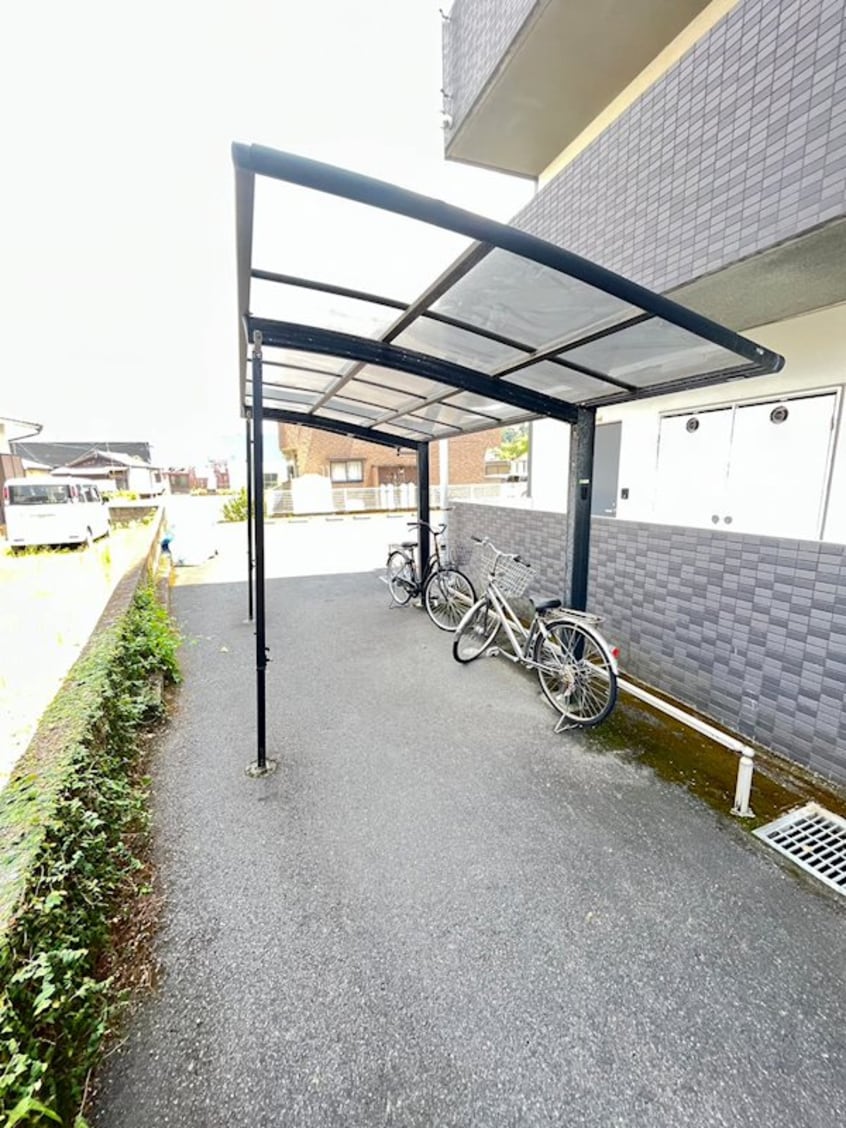  伊集院-伊作/西本町（日置市吹上町中原）〔鹿児島交通〕 1階 築19年