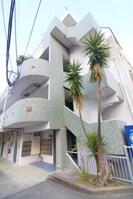 第2山元孝二ビルの外観