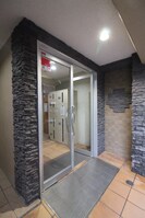 鹿児島市電１系統/桜島桟橋通駅 徒歩3分 6階 築18年の外観