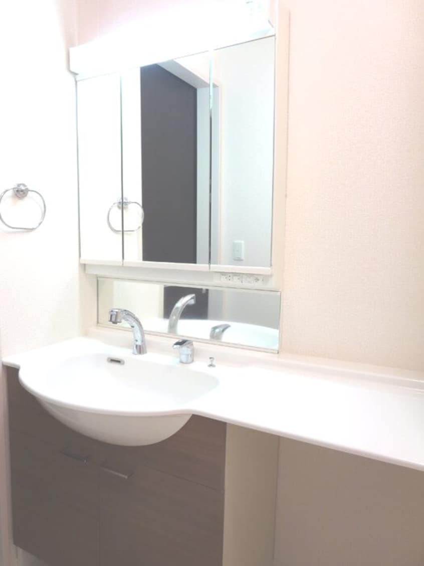 102号室写真使用 指宿枕崎線/宇宿駅 徒歩31分 3階 築12年