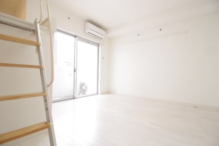  鹿児島市電１系統/鴨池駅 徒歩4分 4階 築11年