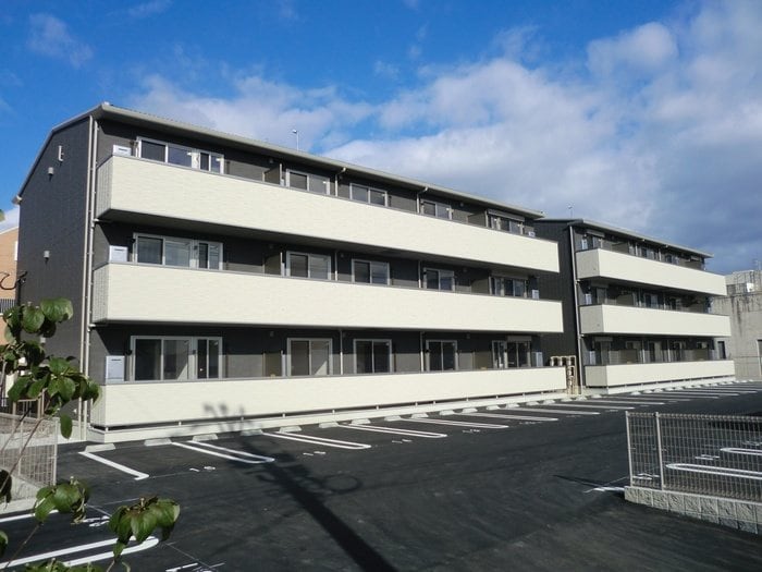  指宿枕崎線/谷山駅 徒歩15分 1階 築4年