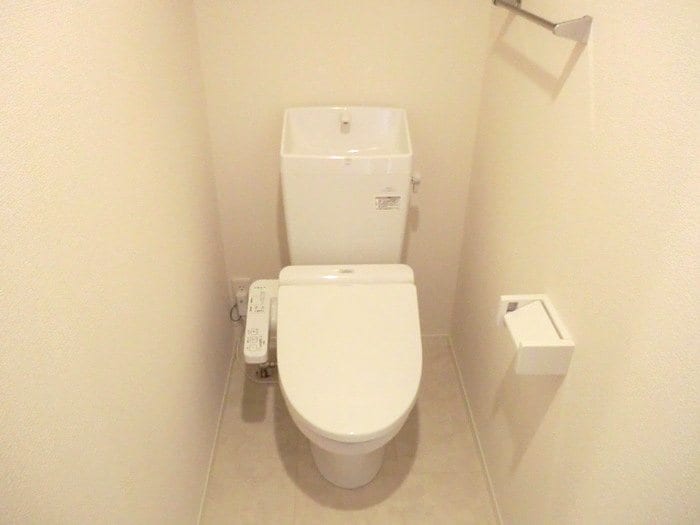  指宿枕崎線/谷山駅 徒歩15分 1階 築4年