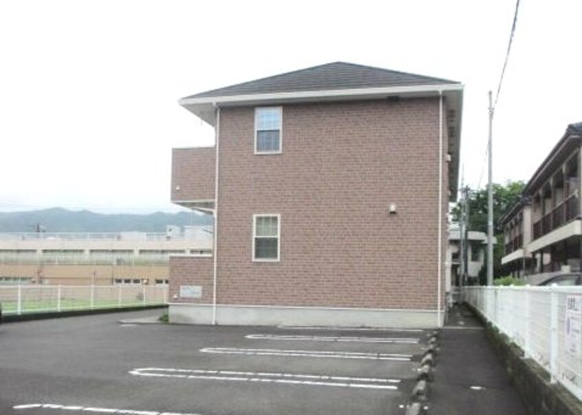  指宿枕崎線/坂之上駅 徒歩1分 1階 築15年