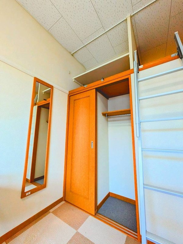  鹿児島市電１系統/上塩屋駅 バス15分［14］鹿児島駅前-脇田-桜ケ丘東口　桜ヶ丘県営住宅前（鹿児島県）下車:停歩1分 2階 築14年