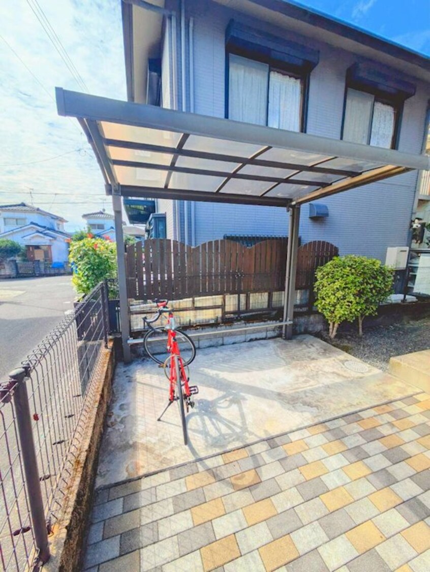  鹿児島市電１系統/上塩屋駅 バス15分［14］鹿児島駅前-脇田-桜ケ丘東口　桜ヶ丘県営住宅前（鹿児島県）下車:停歩1分 2階 築14年