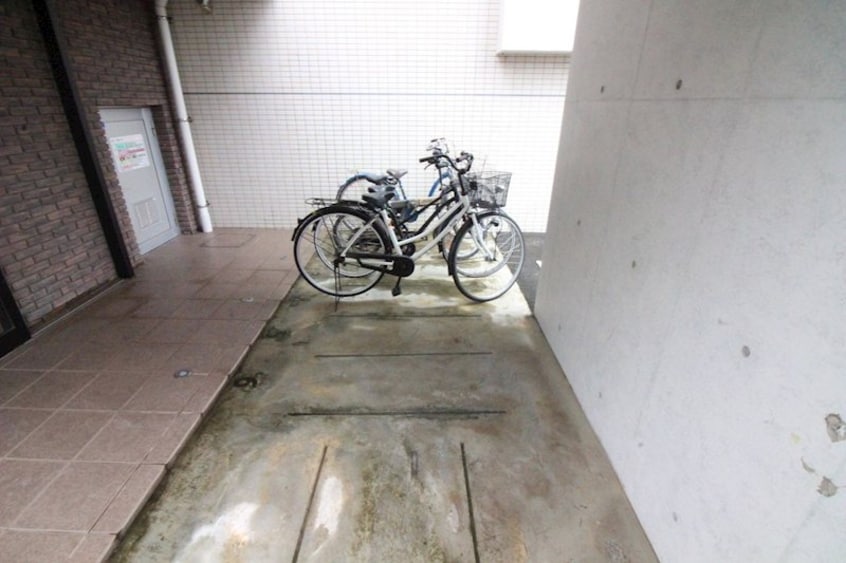  鹿児島市電１系統/騎射場駅 徒歩5分 2階 築10年