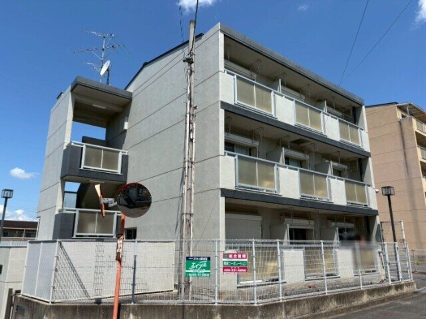  グラッツアモーレ名張