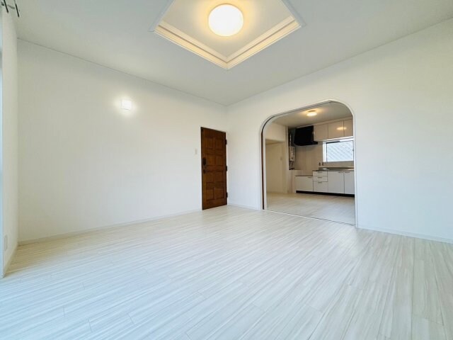  ホワイトハウスつつじが丘