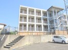 センエイハイツ C棟の外観