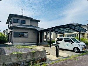 すずらん台西4番町一戸建て