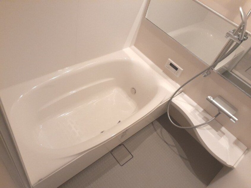 同物件別室の画像です イーストフィールド