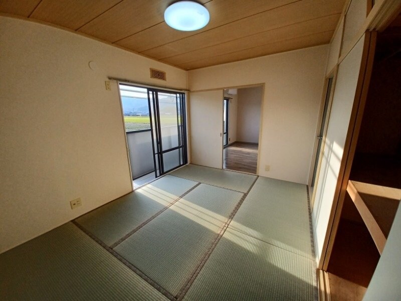  赤目ハイツA棟