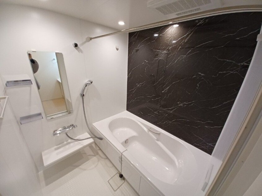 同型参考写真 メゾン　プレゾン　Ａ