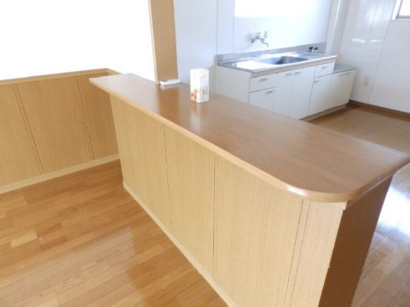  メゾンフォーラム