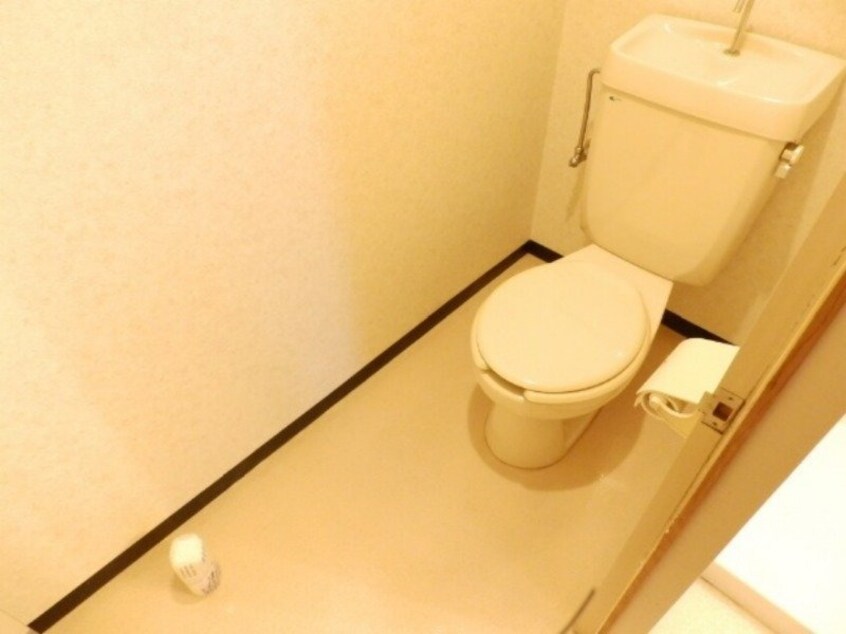  メゾンフォーラム