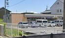 セブンイレブン桑名多度町香取店(コンビニ)まで605m ヤパンサラゲヨ