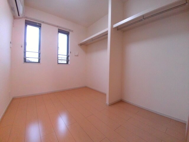  アプリコット　エム