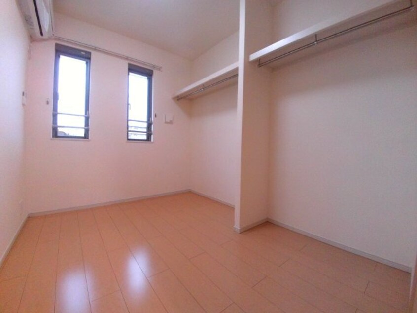  アプリコット　エム