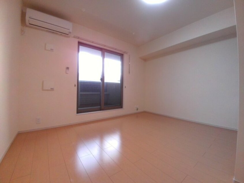  アプリコット　エム