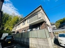 シャトル新田Bの外観